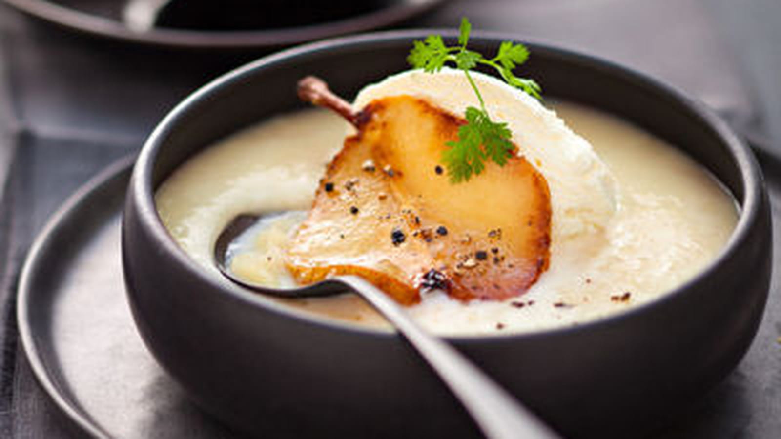 Velouté sucré-salé panais et poire