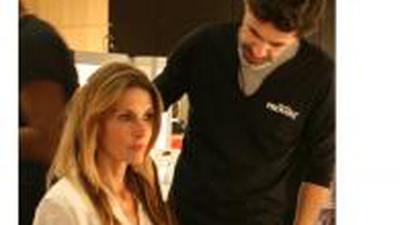 Sophie Thalmann en essayage coiffure