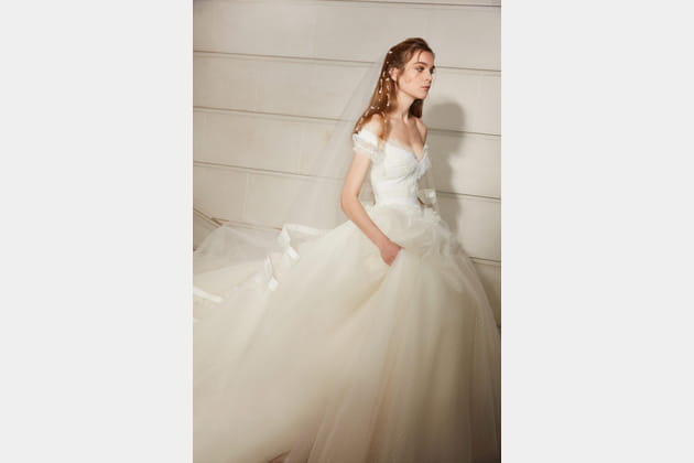 Une robe de mariée romantique
