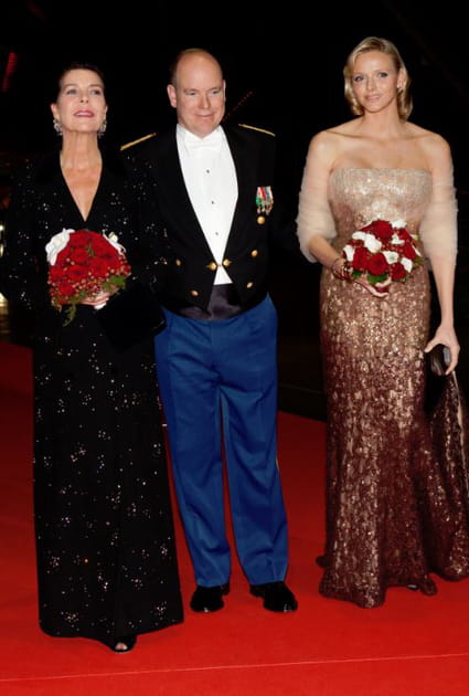 Caroline de Monaco en robe à sequins