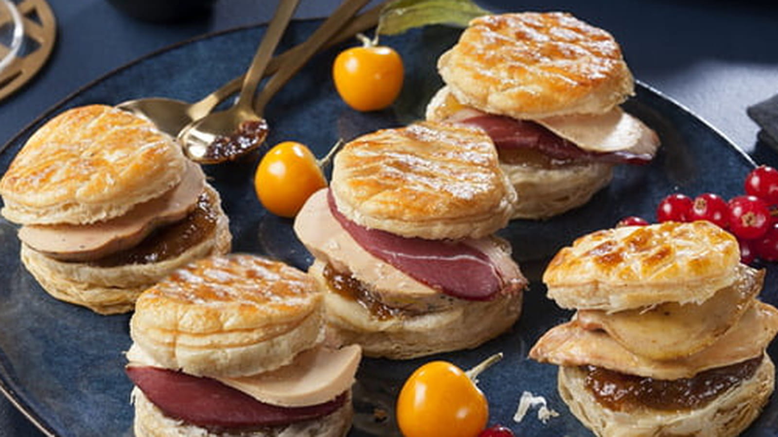 Mini-galettes des rois au Foie Gras et Magret Fumé