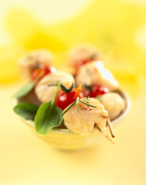 Brochettes de colin rôti aux blettes, jus de coque