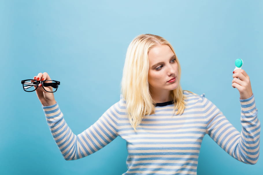Astigmate : causes, signes, c'est quoi ?