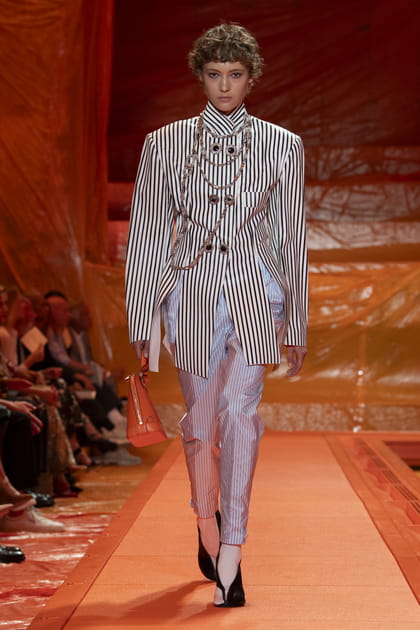 Look 45 du défilé Louis Vuitton printemps-été 2024