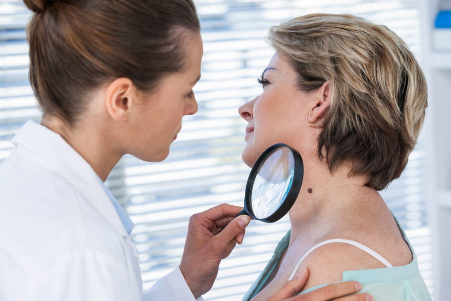 Dermatologue : dans quels cas le consulter ?