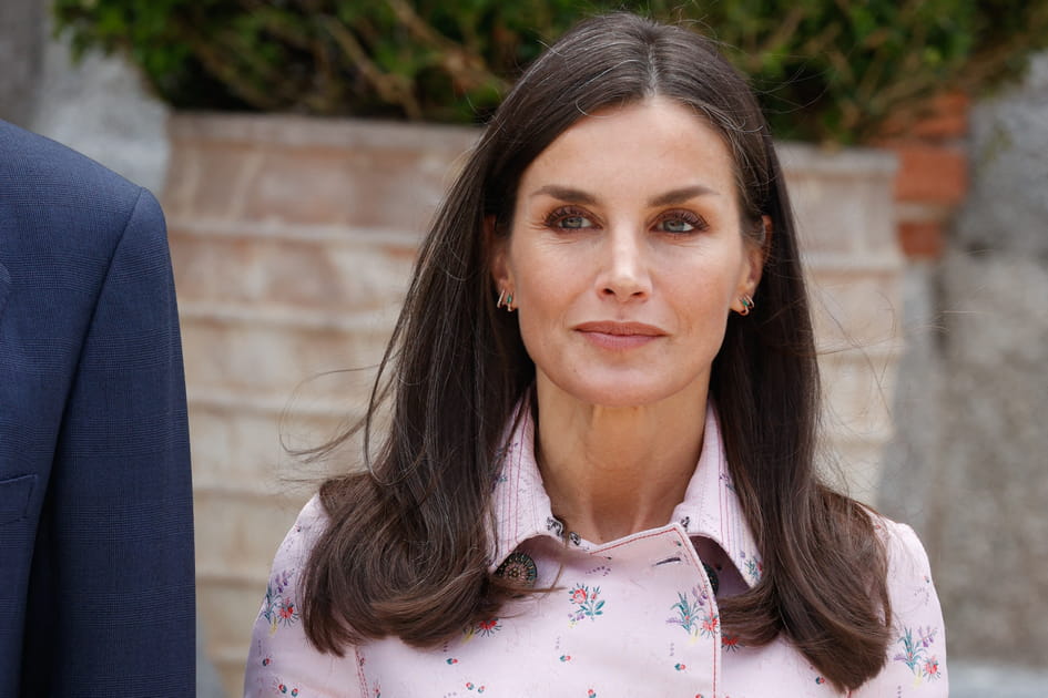 Le double piercing aux lobes de Letizia d'Espagne