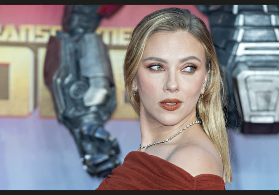 Le maquillage terracotta de Scarlett Johansson