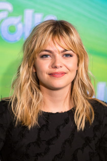 Frange de star&nbsp;: Louane avec frange