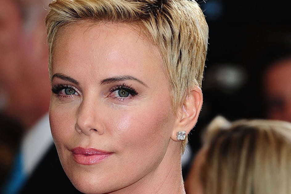 La coupe gar&ccedil;onne de Chalize Theron