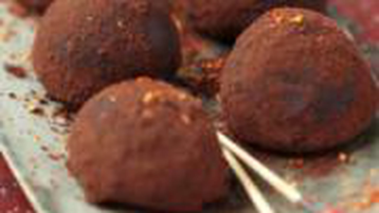 Truffes choco fraises au piment d'Espelette