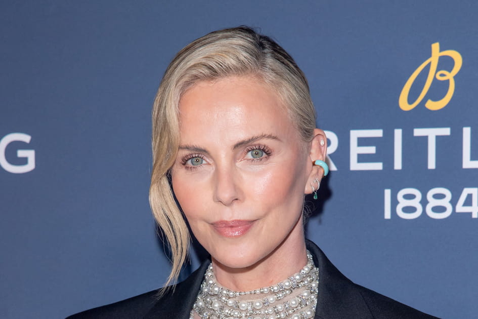 Les cils de biche de Charlize Theron