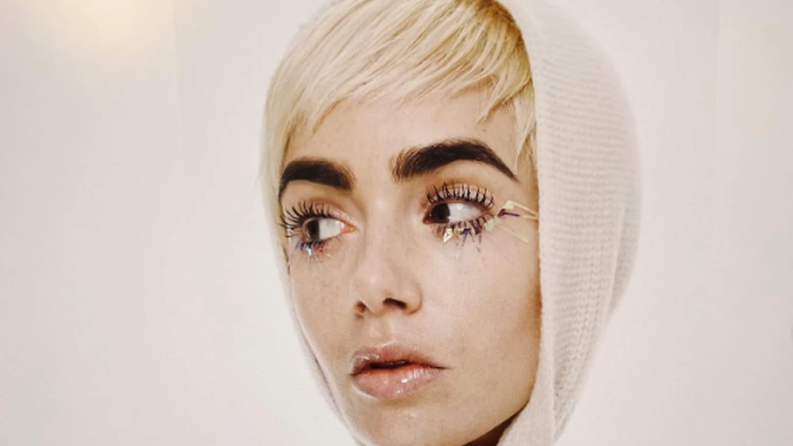 Lily Collins