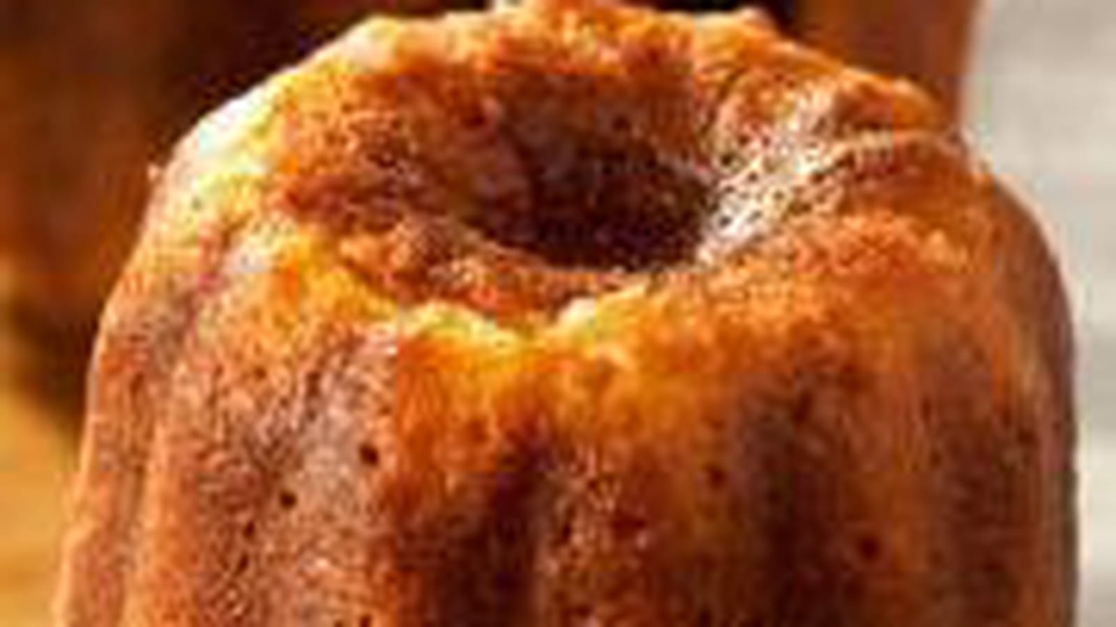 Mini canelés au fromage