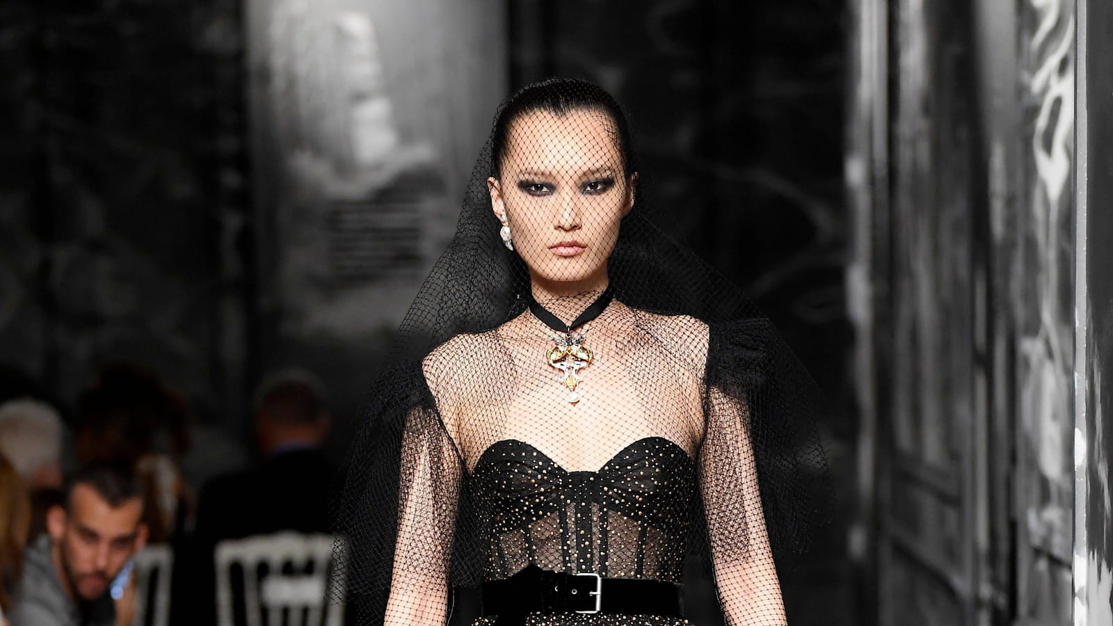 Look 39