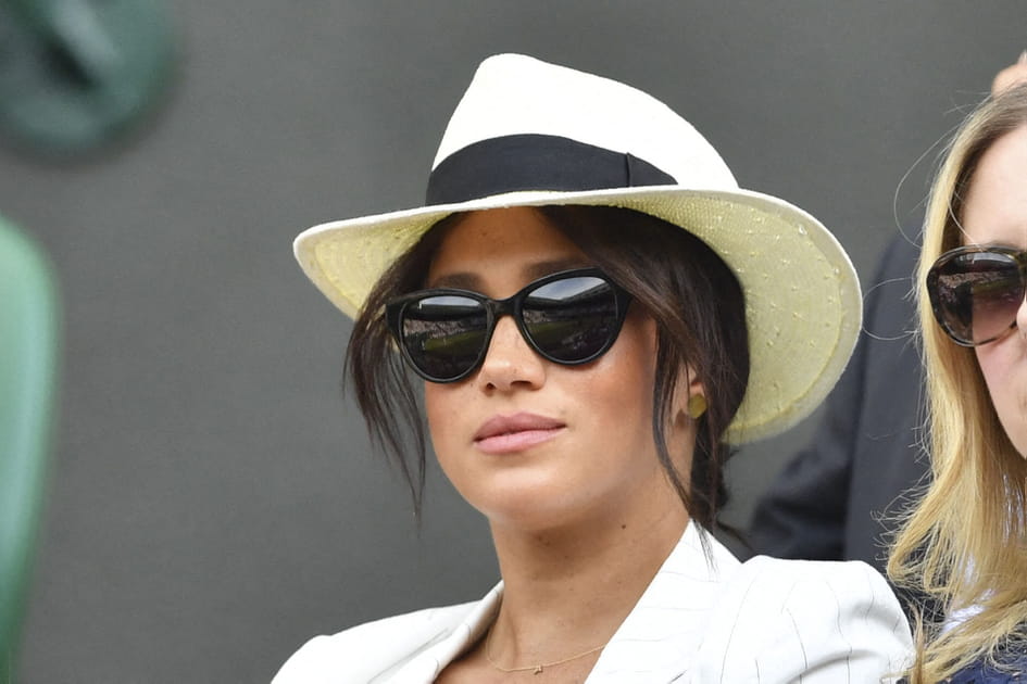 Les l&egrave;vres nude de Meghan Markle