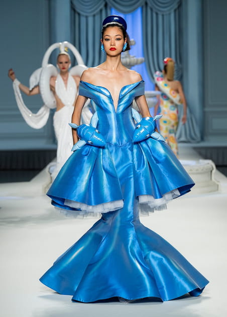 Look 57&nbsp;du d&eacute;fil&eacute; Moschino