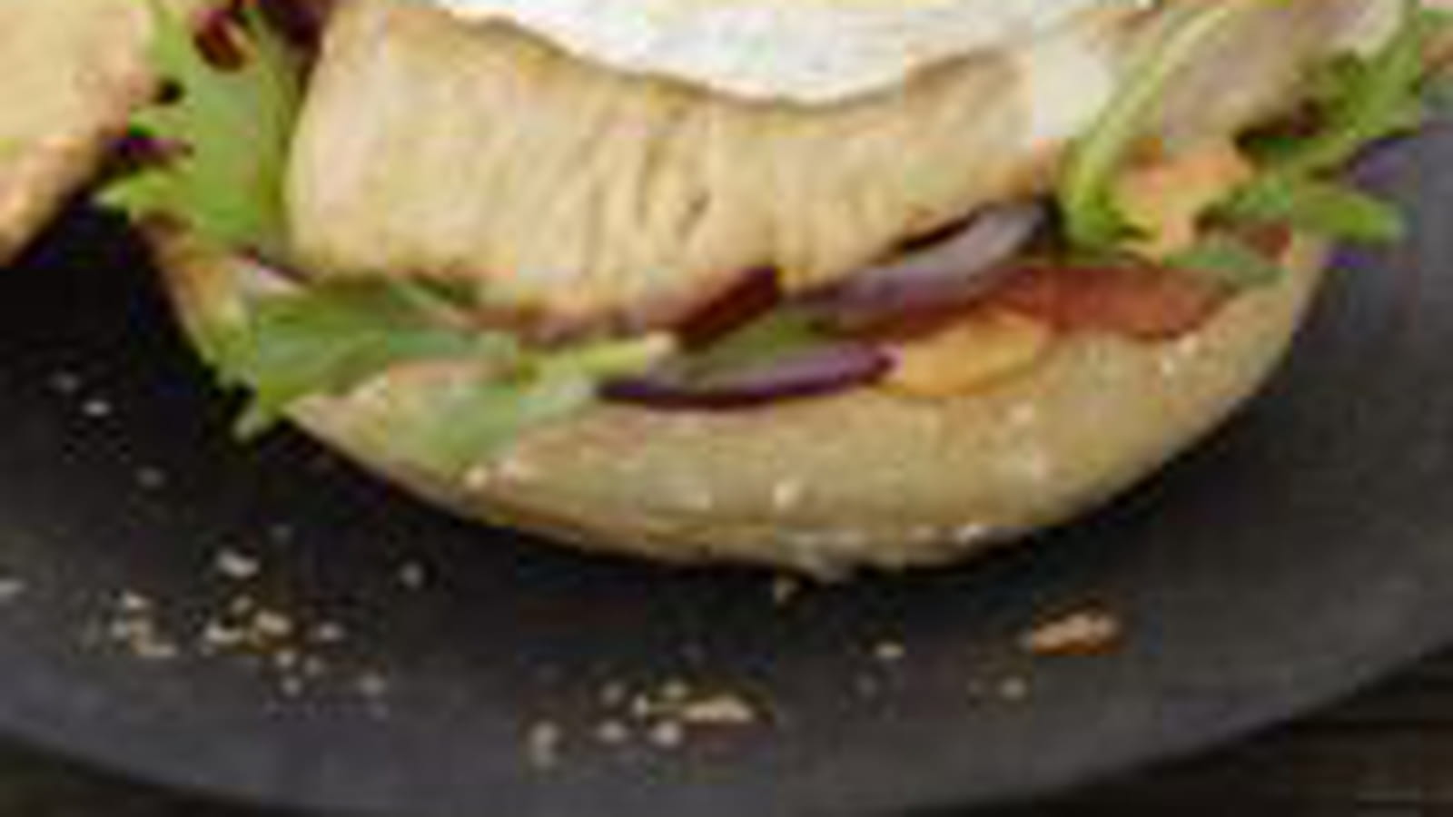 Burger gourmand au Bresse Bleu