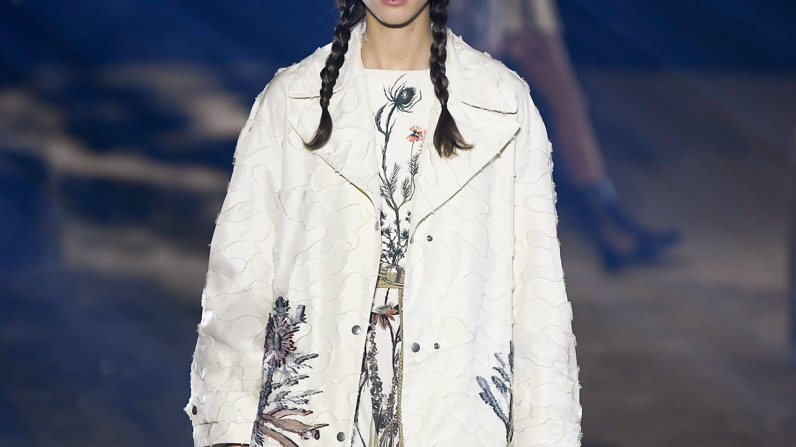 Look 13