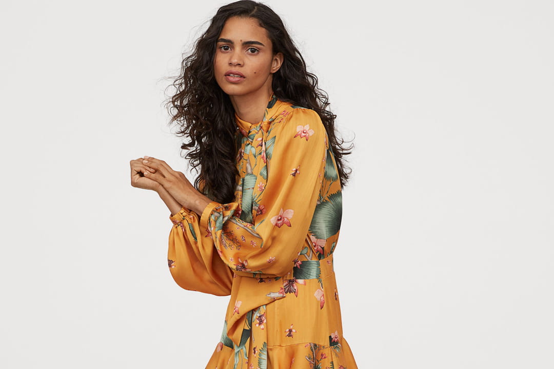 Robe longue avec col foulard de Johanna Ortiz x H&M