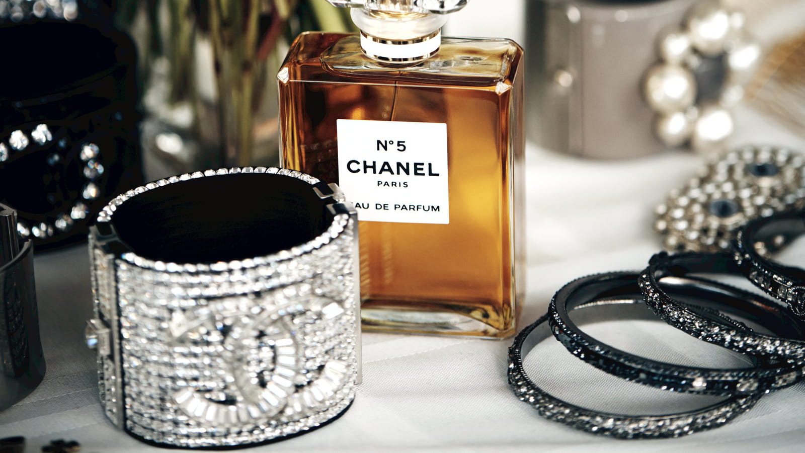 Chanel N°5, ce bijou de peau