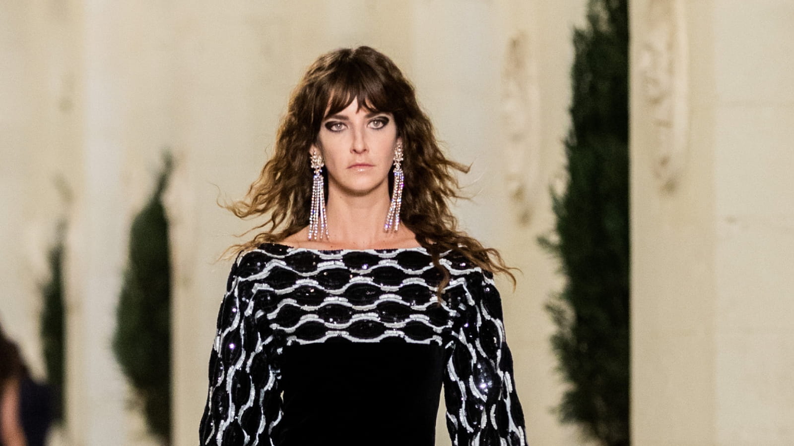 Look 60