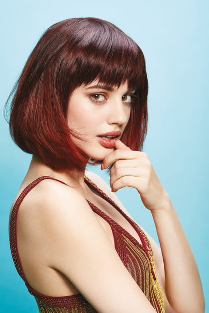 Carr&eacute; long et frange effil&eacute;e