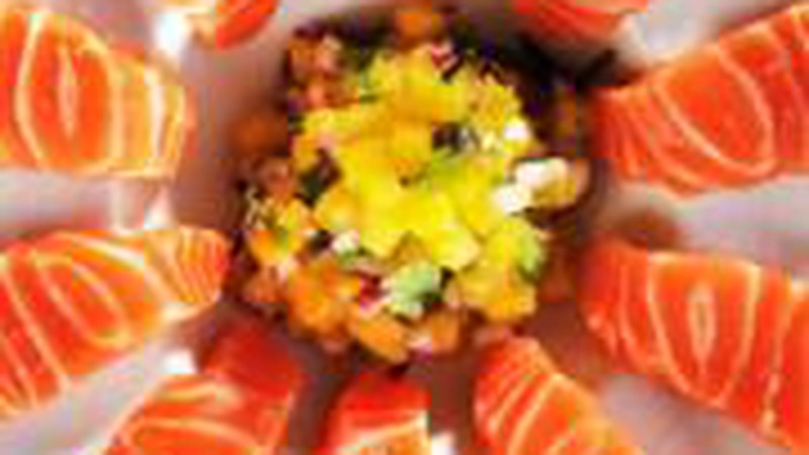 Ceviche de truite, sauce mangue et câpres