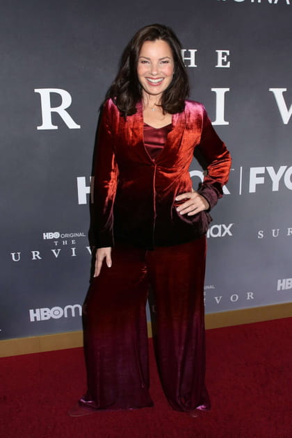 Apr&egrave;s&nbsp;: Fran Drescher &agrave; 64&nbsp;ans en ensemble rouge en velours