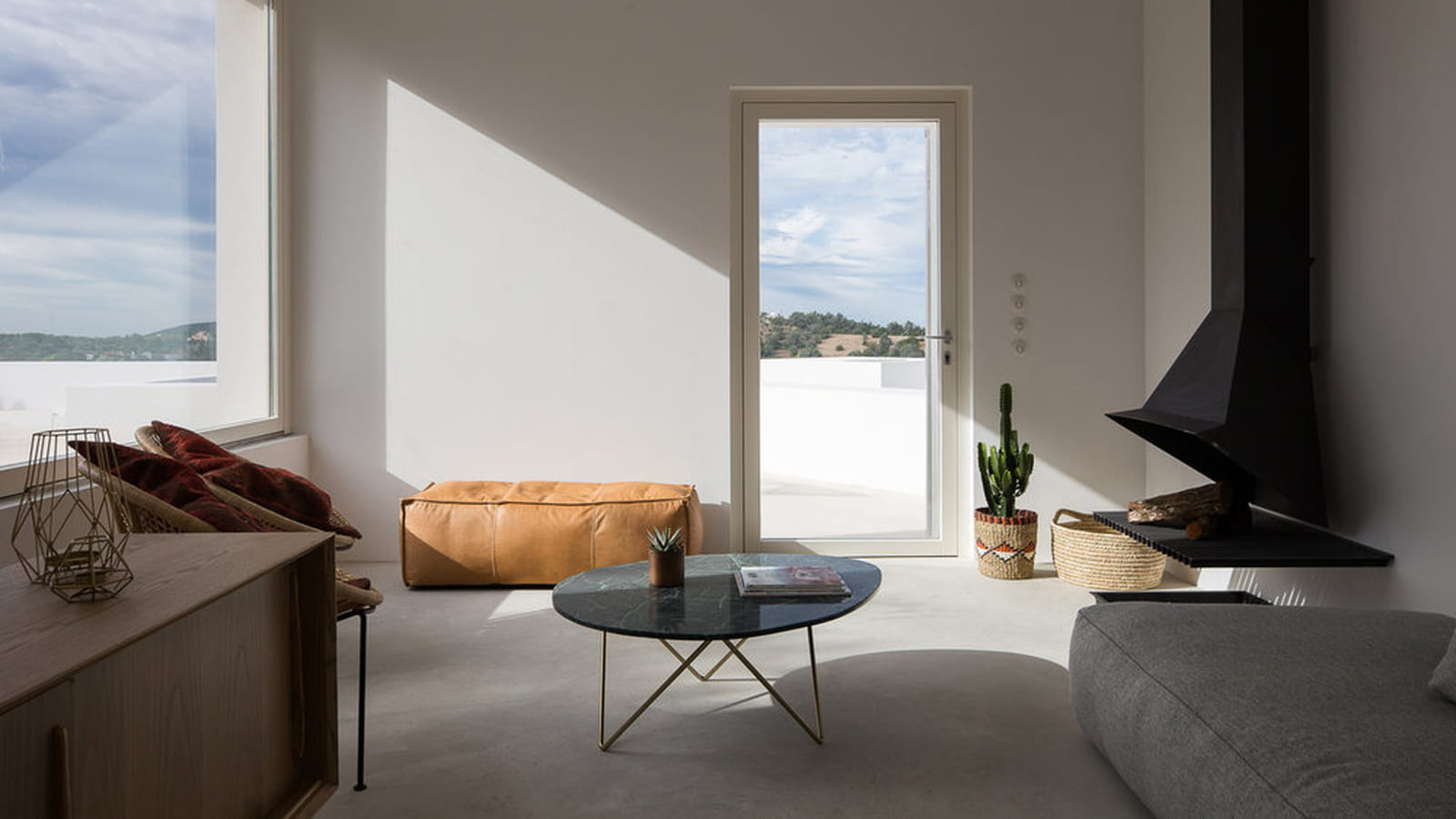 Ultra contemporain