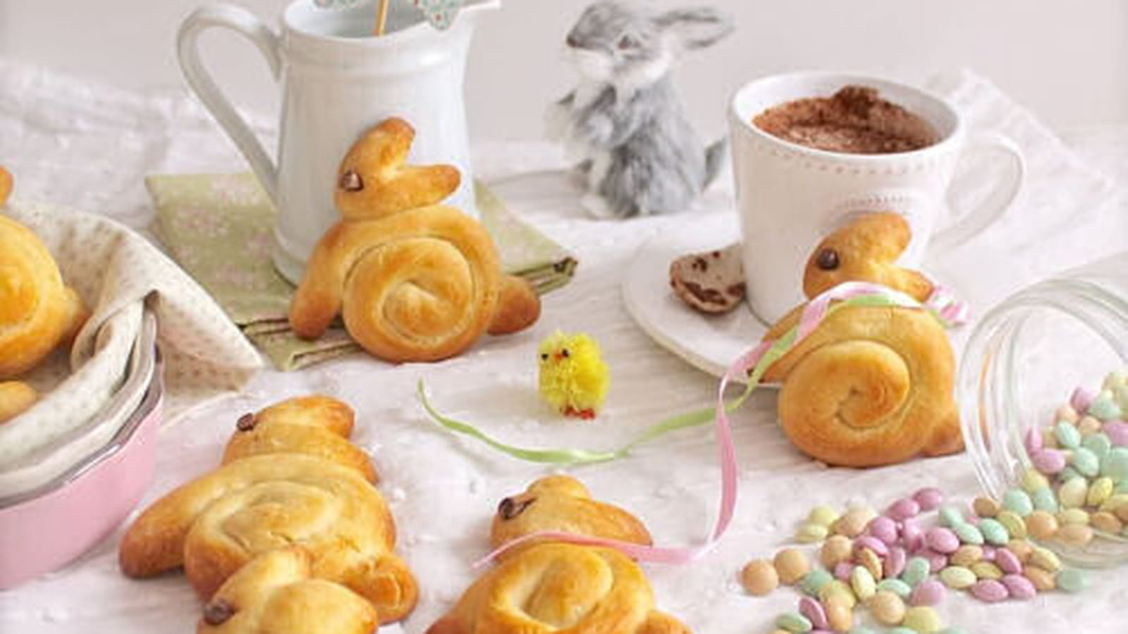 Petits lapins briochés de Pâques, sans oeuf et sans lait