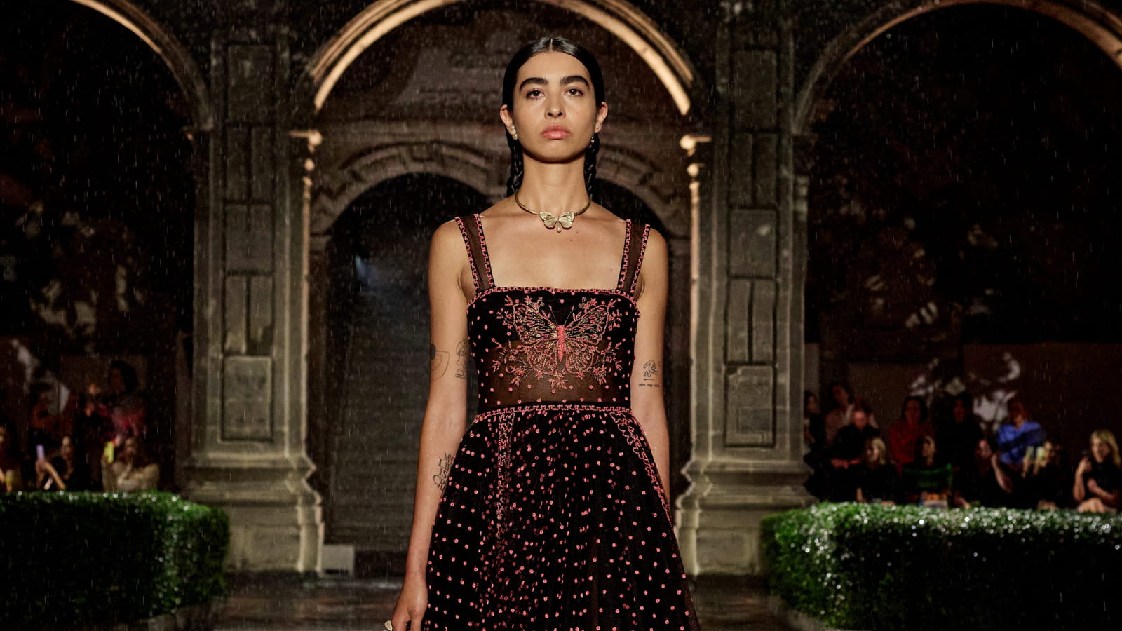 Look 15