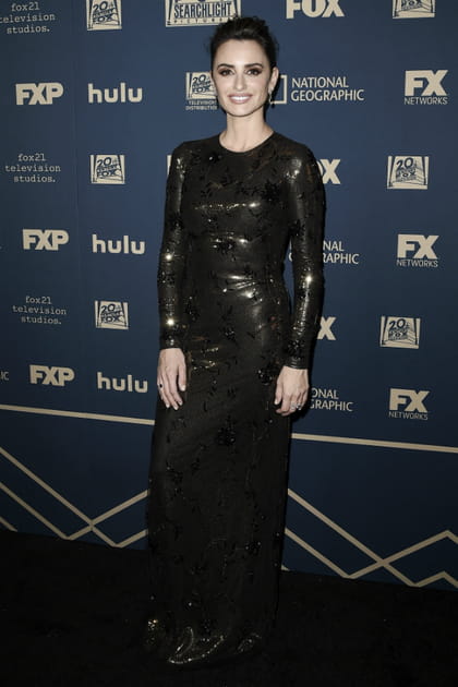 Pen&eacute;lope Cruz en robe longue noire moulante Ralph Lauren