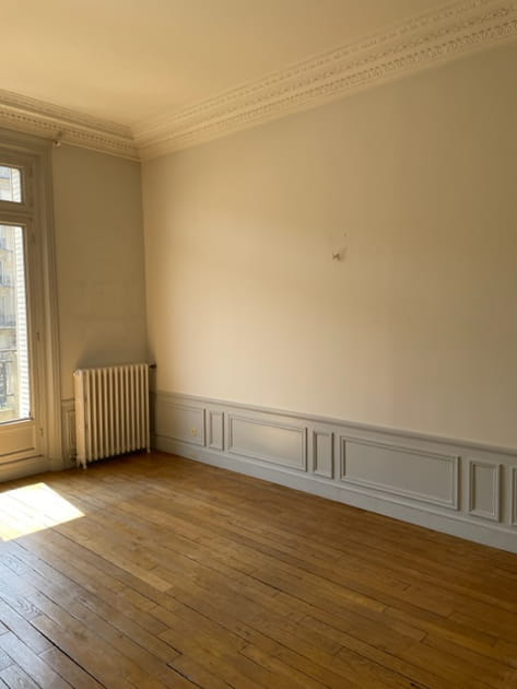 Avant&nbsp;: une chambre qui manquait de placard