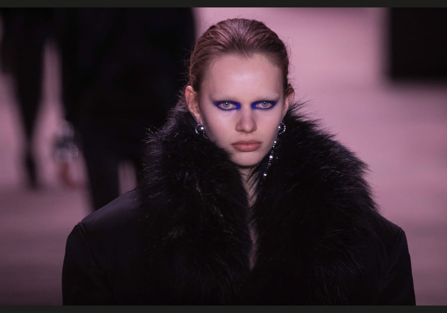 Le regard intense de Saint Laurent