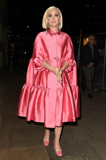 TOP&nbsp;: Katy Perry en robe rose brillante