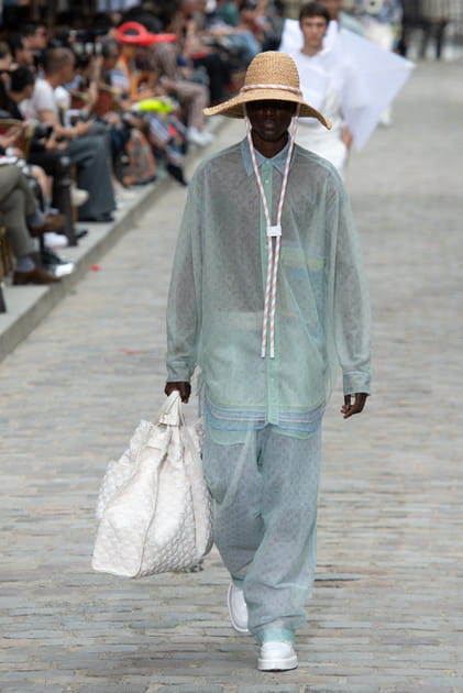 D&eacute;fil&eacute; Louis Vuitton Homme printemps-&eacute;t&eacute; 2020