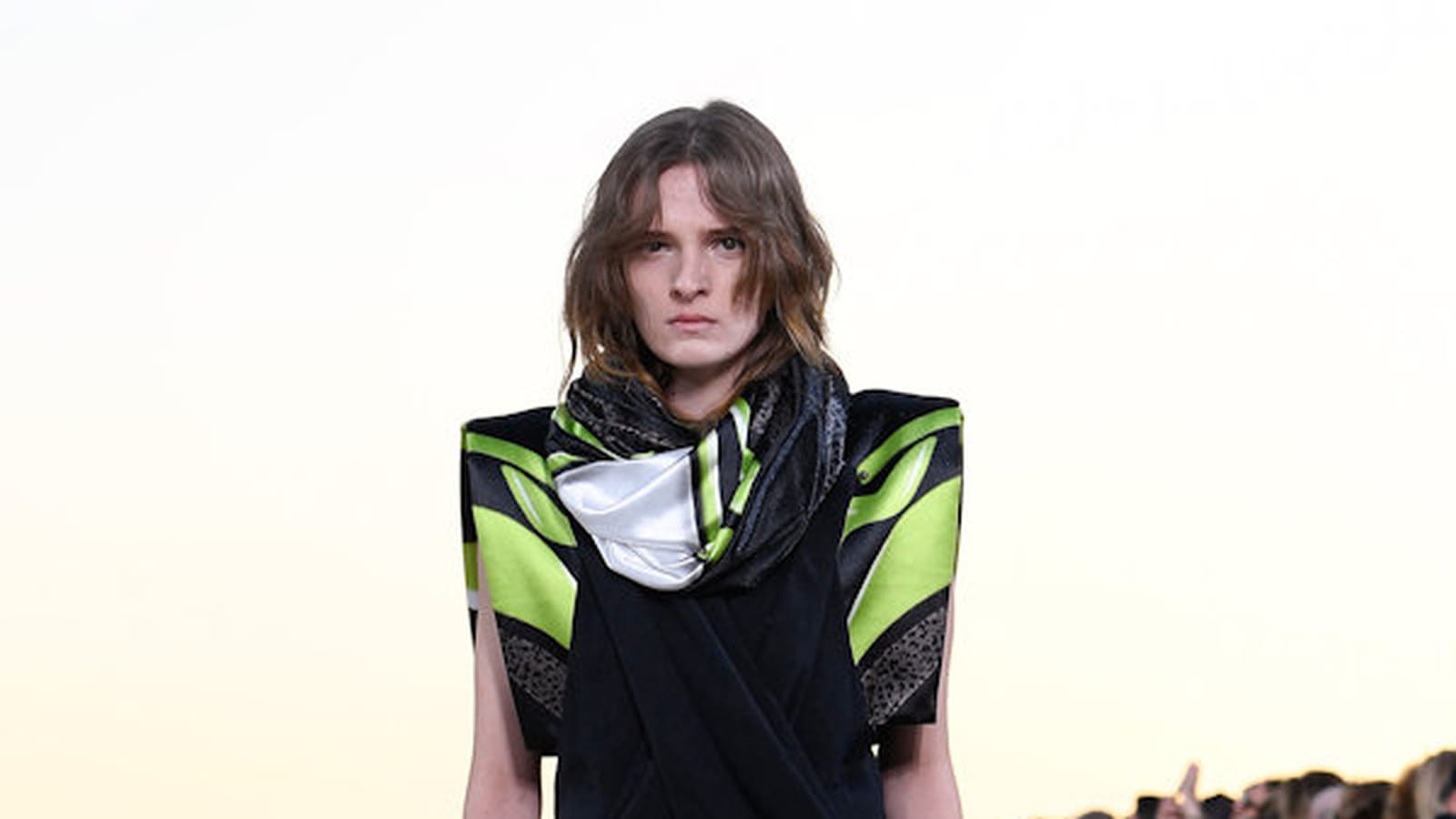Look 37