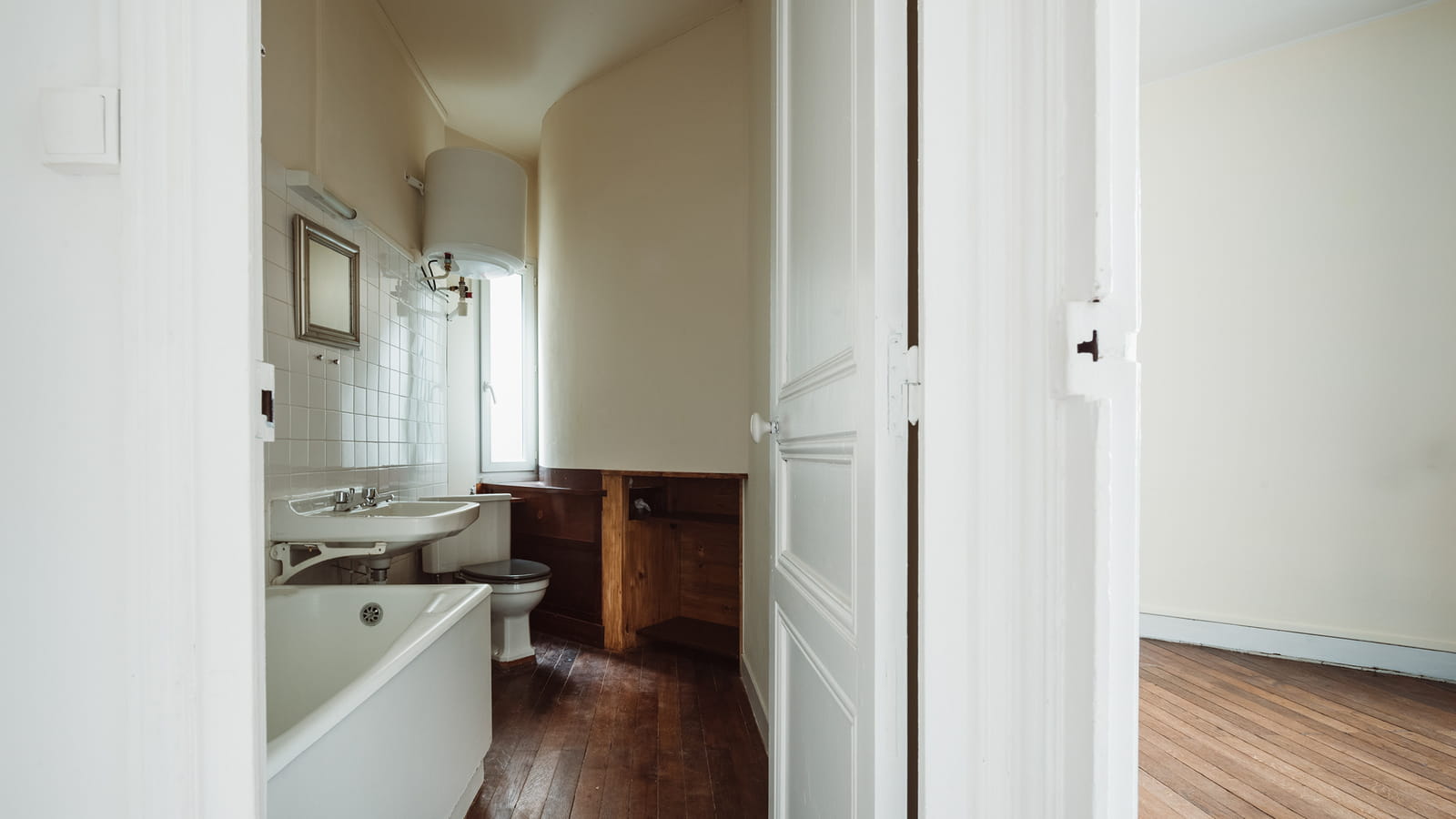Salle de bains avant