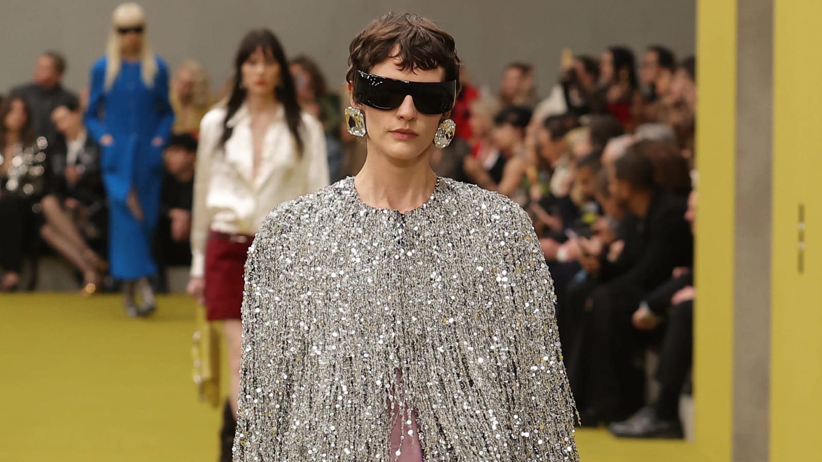 Look 13