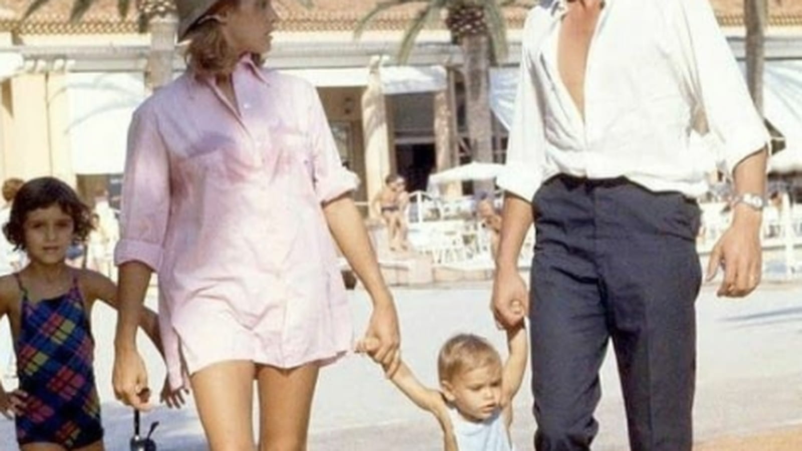 Nathalie, Anthony et Alain Delon