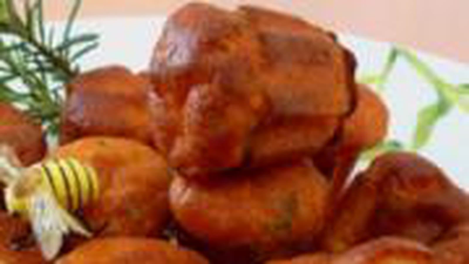 Mini cannelés chèvre, miel