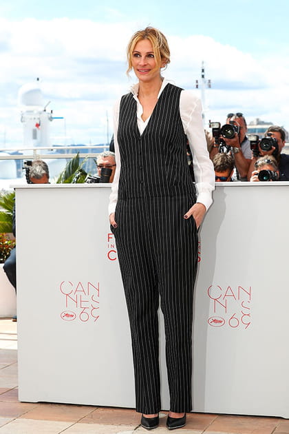 Julia Roberts en combinaison rayée