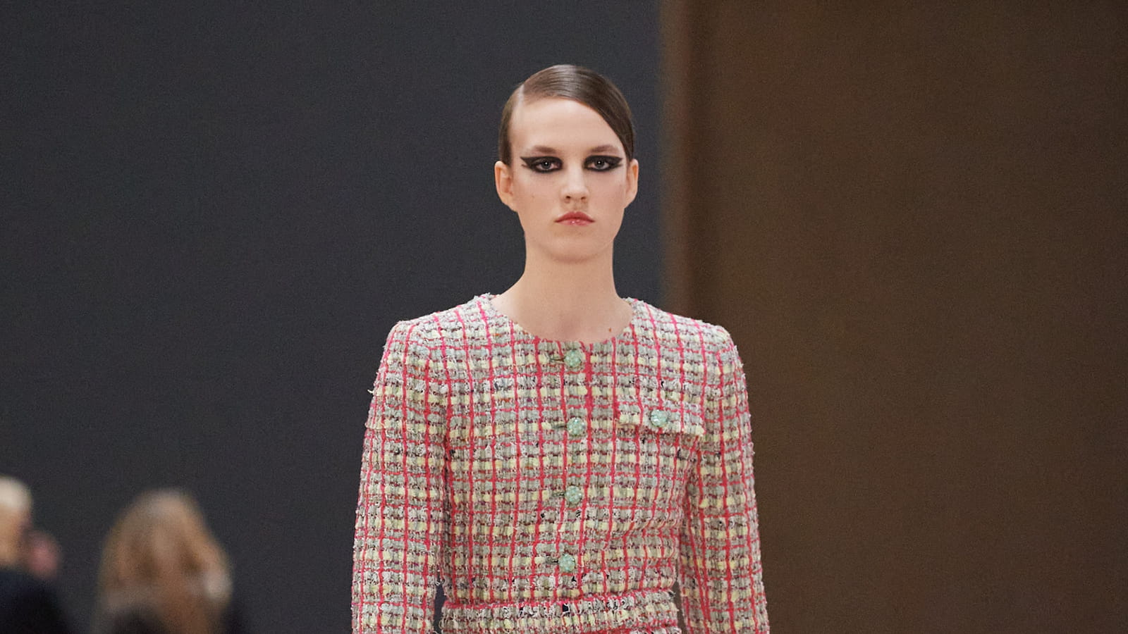 Look 12