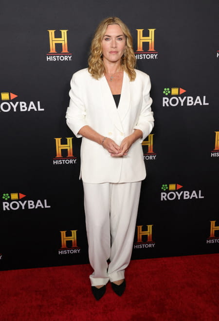 Kate-Winslet-costume-blanc