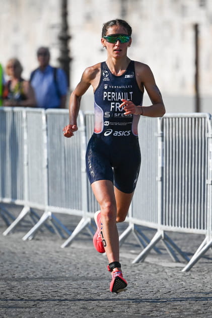 La triathl&egrave;te L&eacute;onie P&eacute;riault