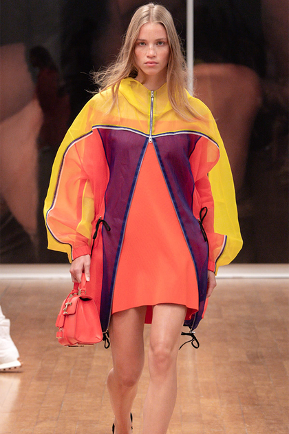 D&eacute;fil&eacute; Tod's printemps-&eacute;t&eacute; 2022