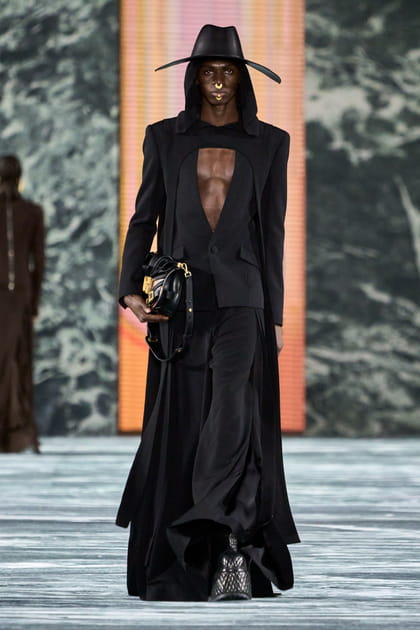 Look 92&nbsp;du d&eacute;fil&eacute; Balmain