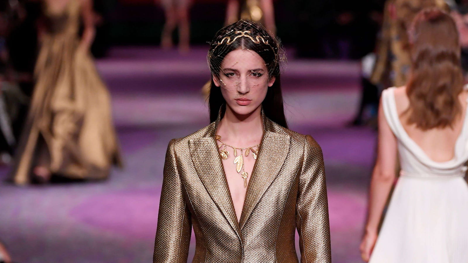 Look 32