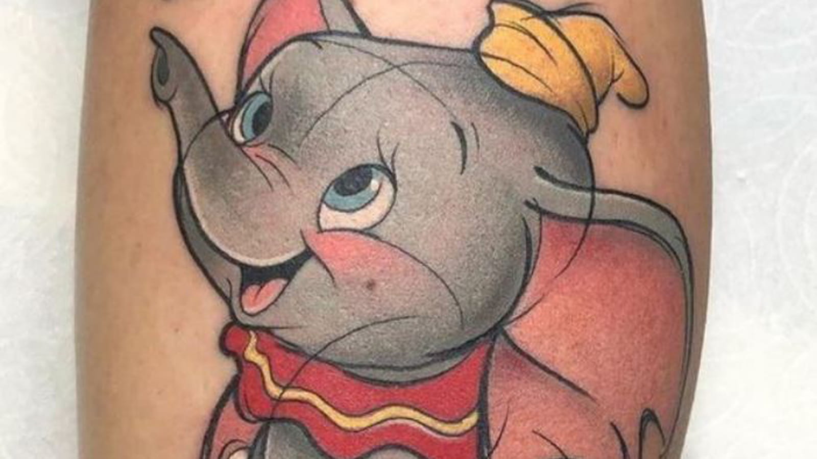 Dumbo sur le mollet