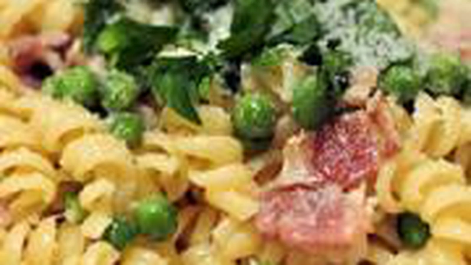 Torsades au lard et petits pois